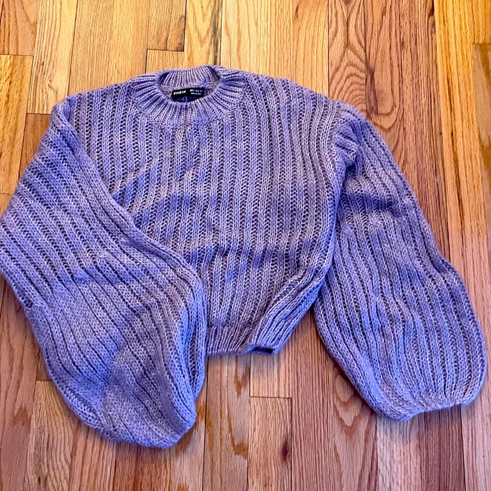 💜BNWOT RIBBED CROP SWEATER size S